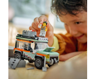 LEGO City 60447 Górska ciężarówka terenowa 4x4 - 1284111 - zdjęcie 9